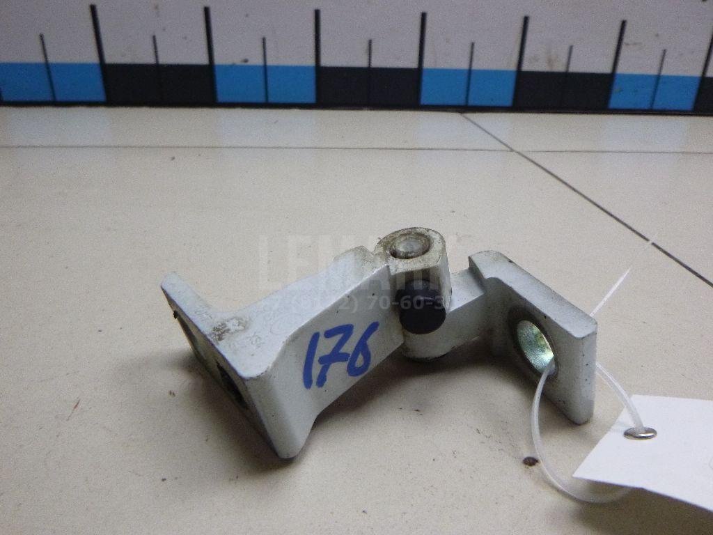 Петля двери