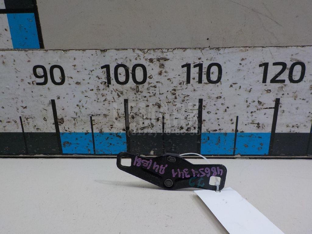 Ответная часть замка багажника