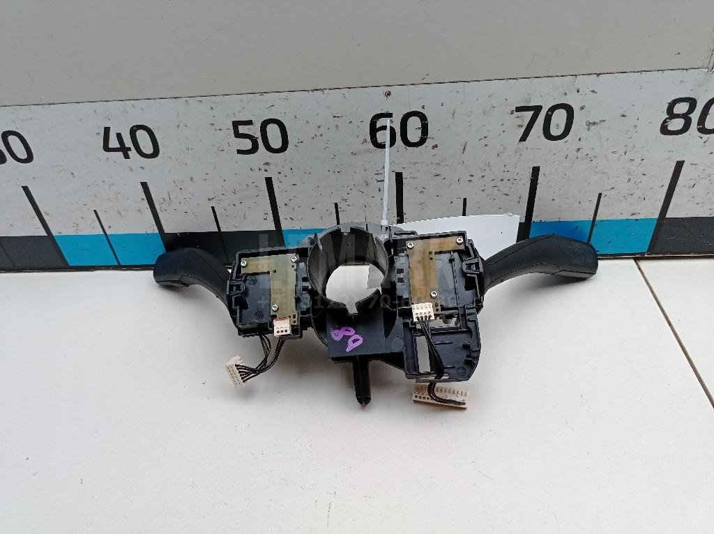 Переключатель подрулевой в сборе