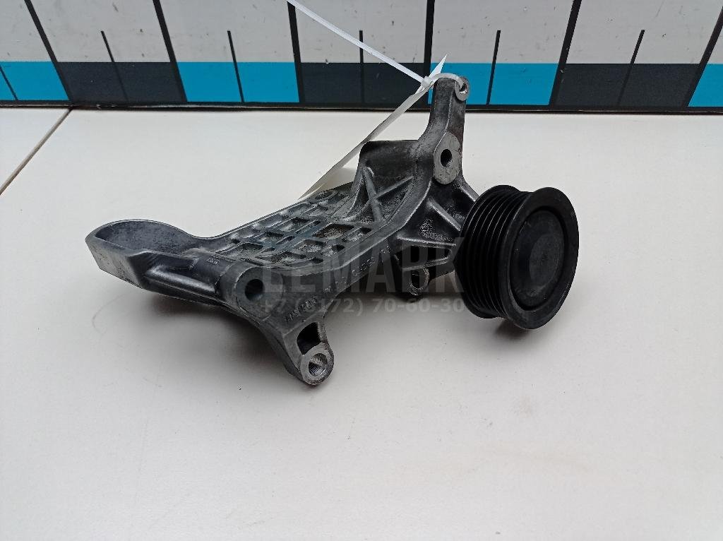 Кронштейн генератора для  Audi A5/S5 (F5) 2017