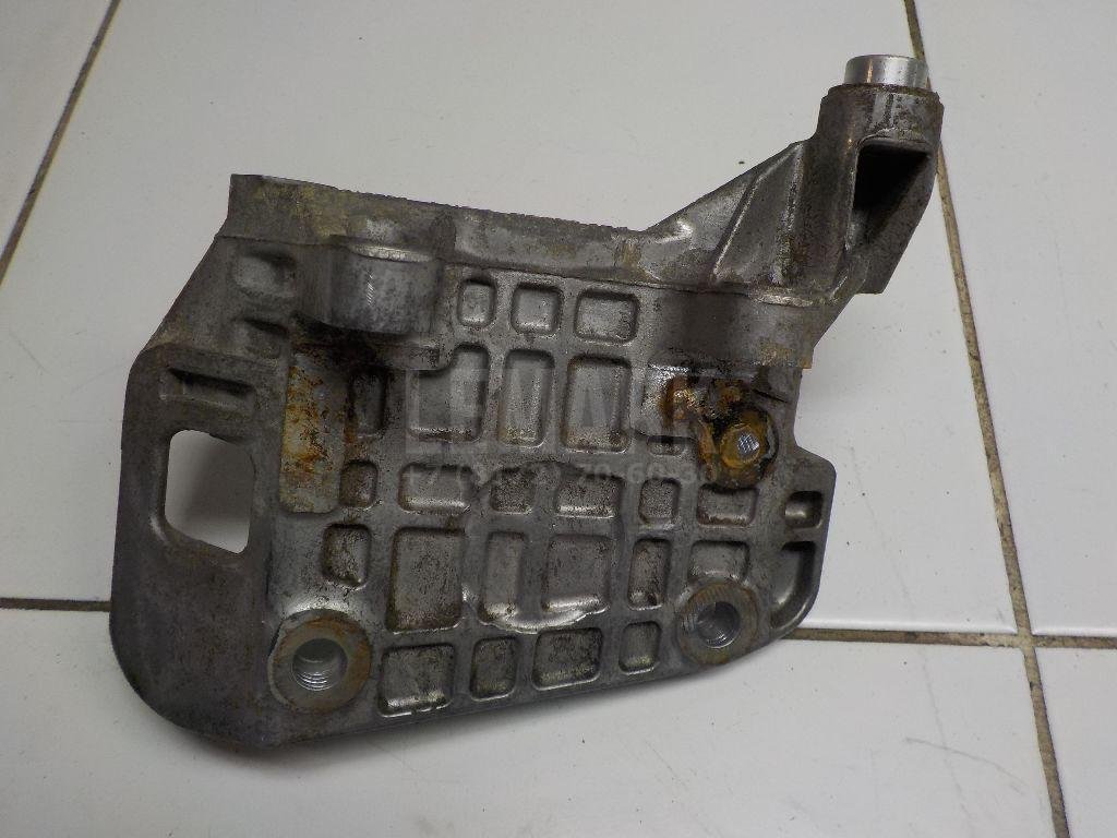 Кронштейн генератора для  Audi A1 (8X) 2010-2018