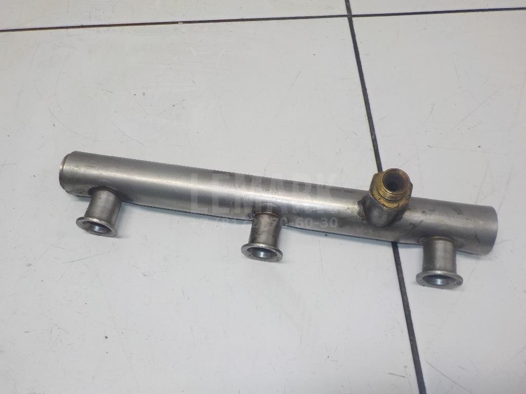 Рейка топливная (рампа)