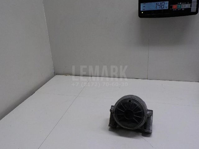 Опора двигателя левая