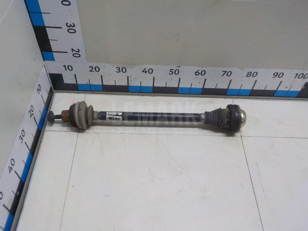 Полуось задняя