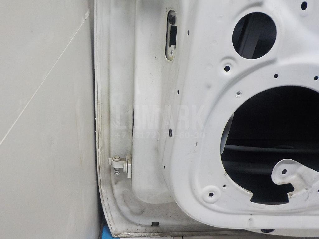 Дверь передняя правая