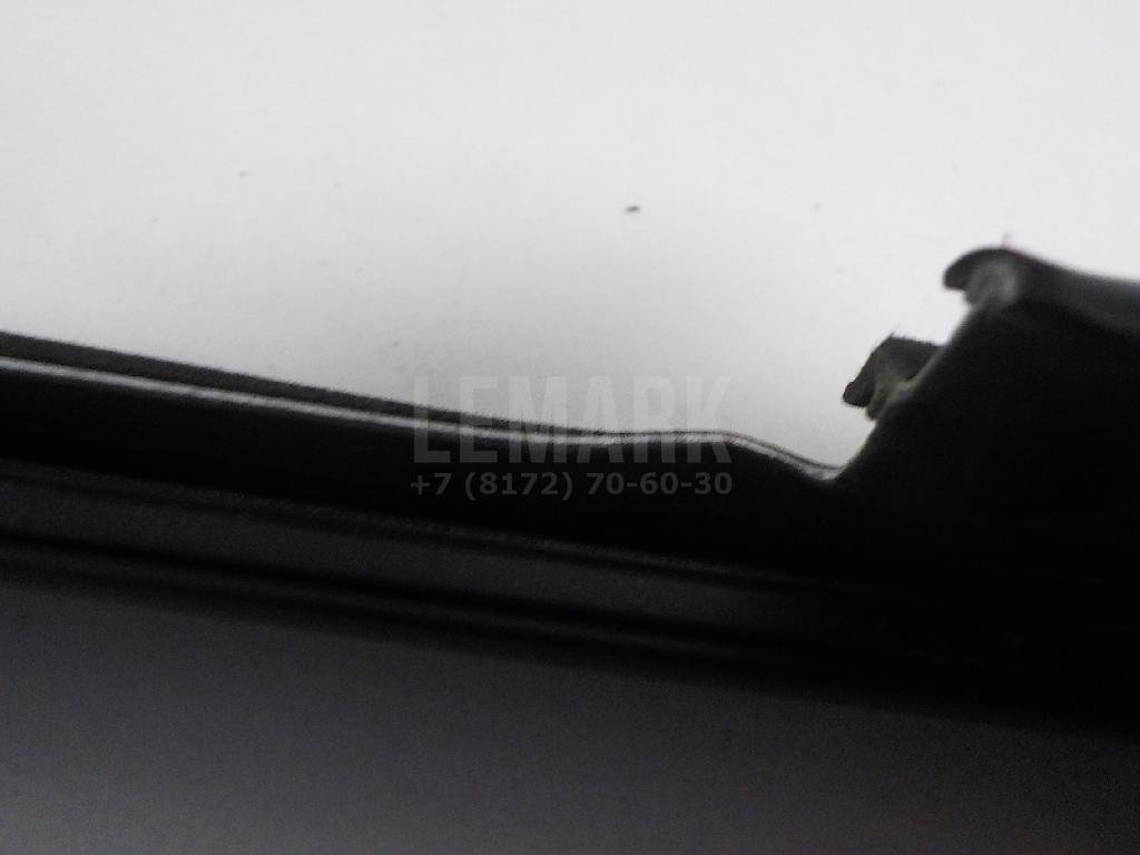 Накладка стекла переднего правого