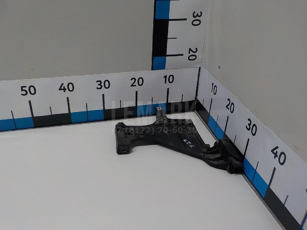 Кронштейн фар правый для  Audi A4 [B8] 2007-2015