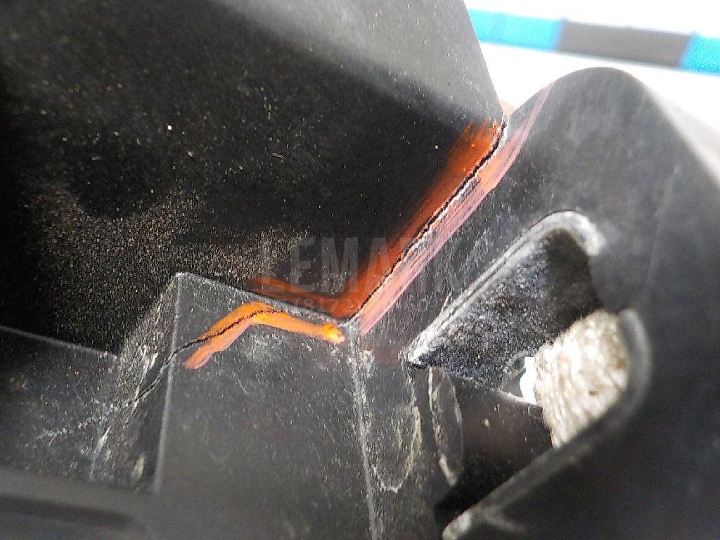 Кронштейн фар правый для  Audi A4 [B8] 2007-2015