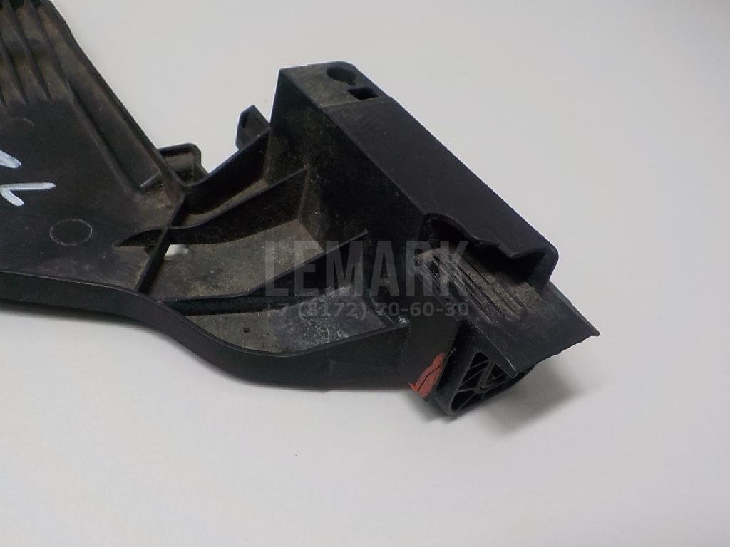 Кронштейн фар правый для  Audi A4 [B8] 2007-2015