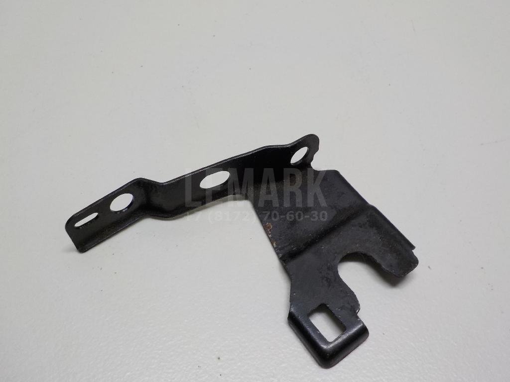 Кронштейн фар правый для  Alfa Romeo 156 1997-2005