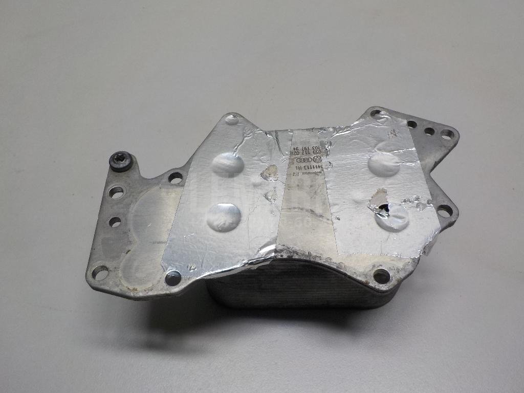 Радиатор масляный для  Audi A4 [B8] Allroad 2009-2015