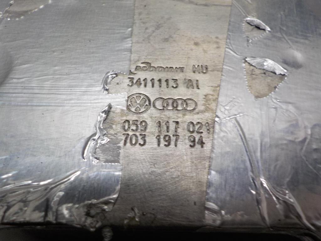 Радиатор масляный для  Audi A4 [B8] Allroad 2009-2015