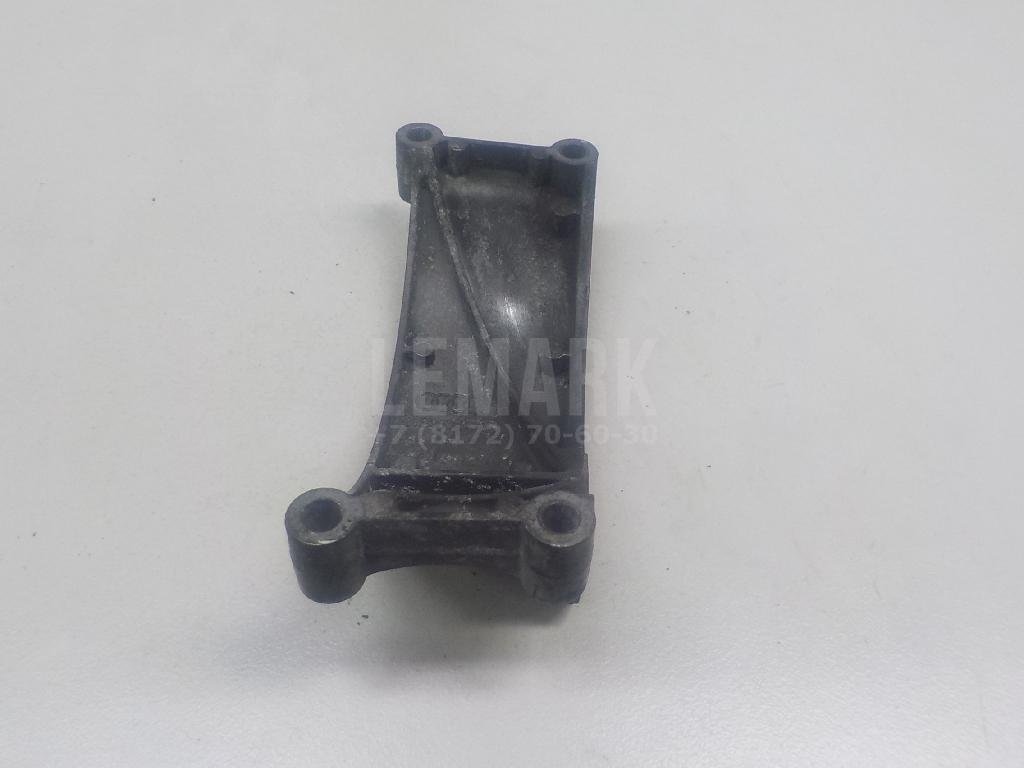 Кронштейн генератора