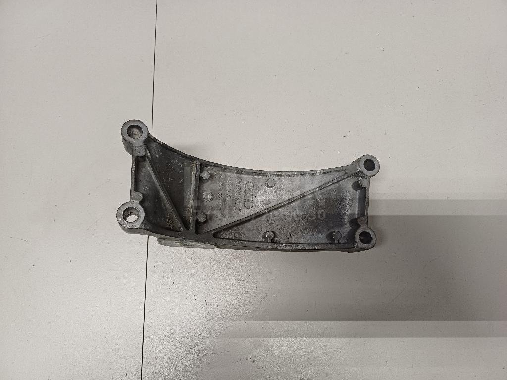 Кронштейн генератора для  Audi A3 [8PA] Sportback 2004-2013