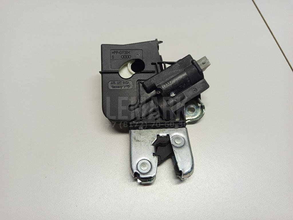 Замок багажника