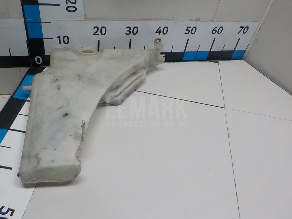 Бачок омывателя лобового стекла