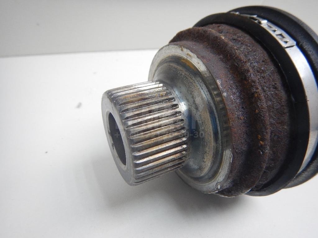 Полуось задняя