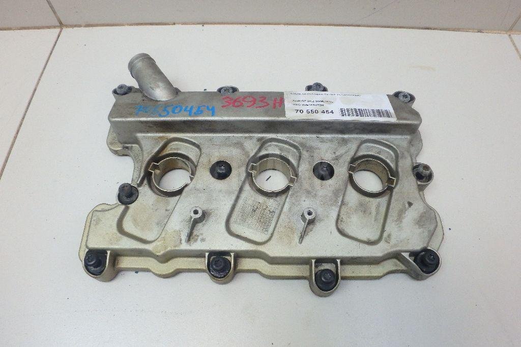 Крышка головки блока (клапанная)