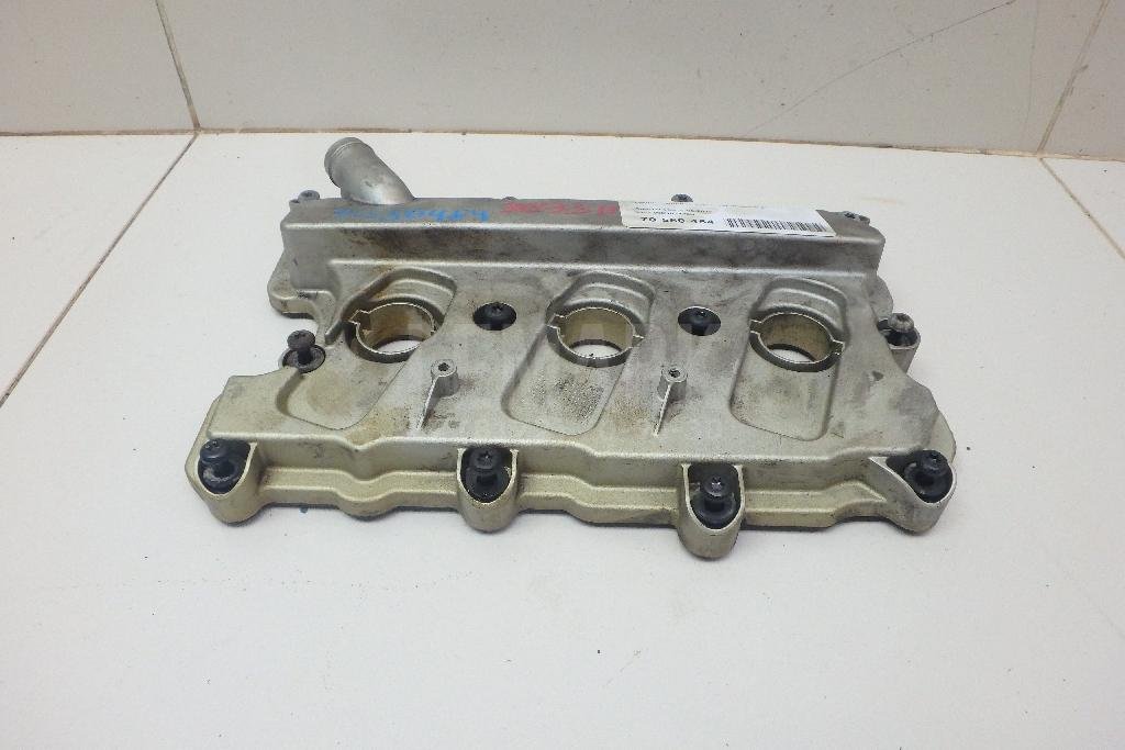 Крышка головки блока (клапанная)