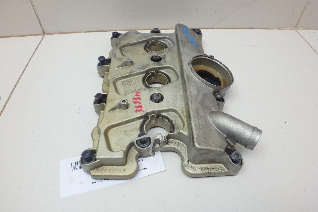 Крышка головки блока (клапанная)