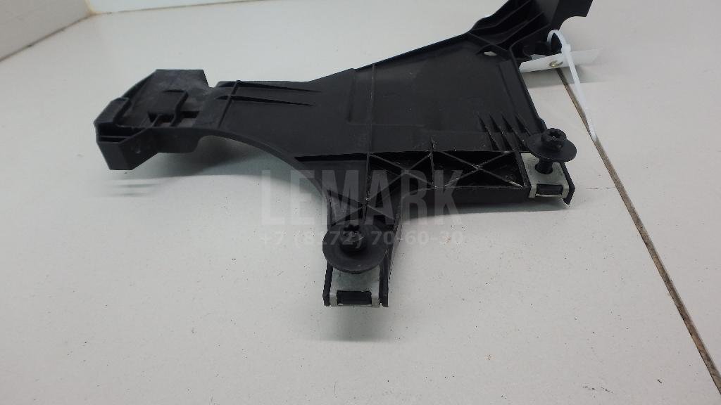 Кронштейн фар левый для  Audi A3 [8P1] 2003-2013