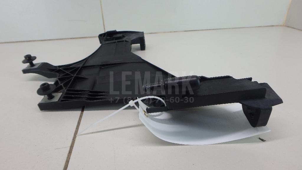 Кронштейн фар левый для  Audi A3 [8P1] 2003-2013