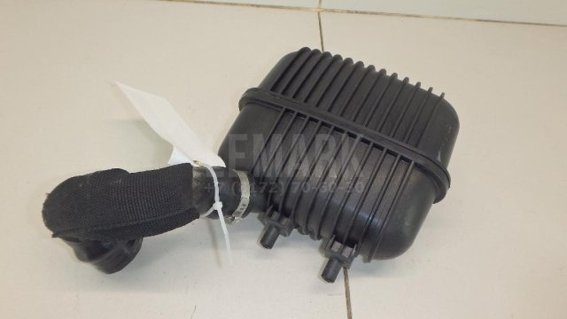 Резонатор воздушного фильтра