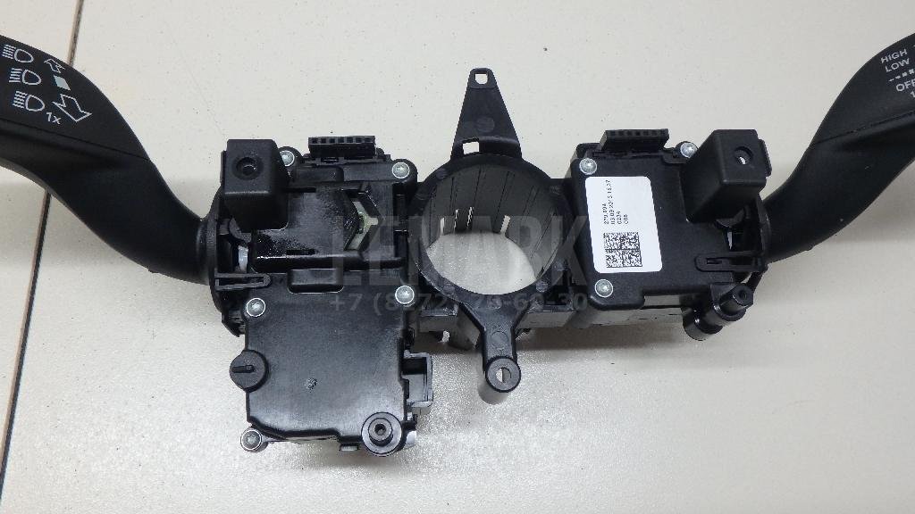 Переключатель подрулевой в сборе