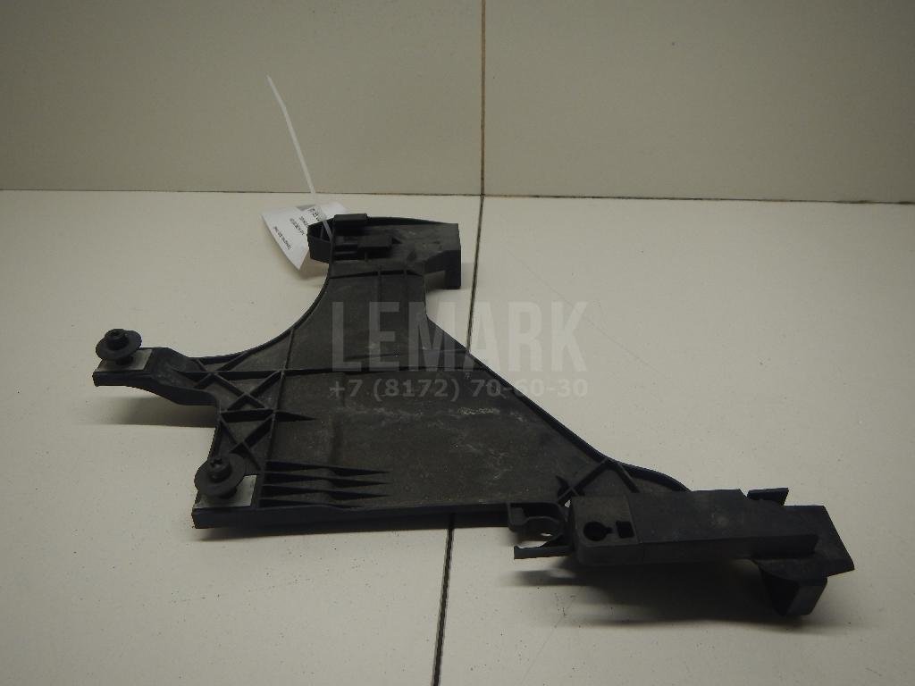 Кронштейн фар левый