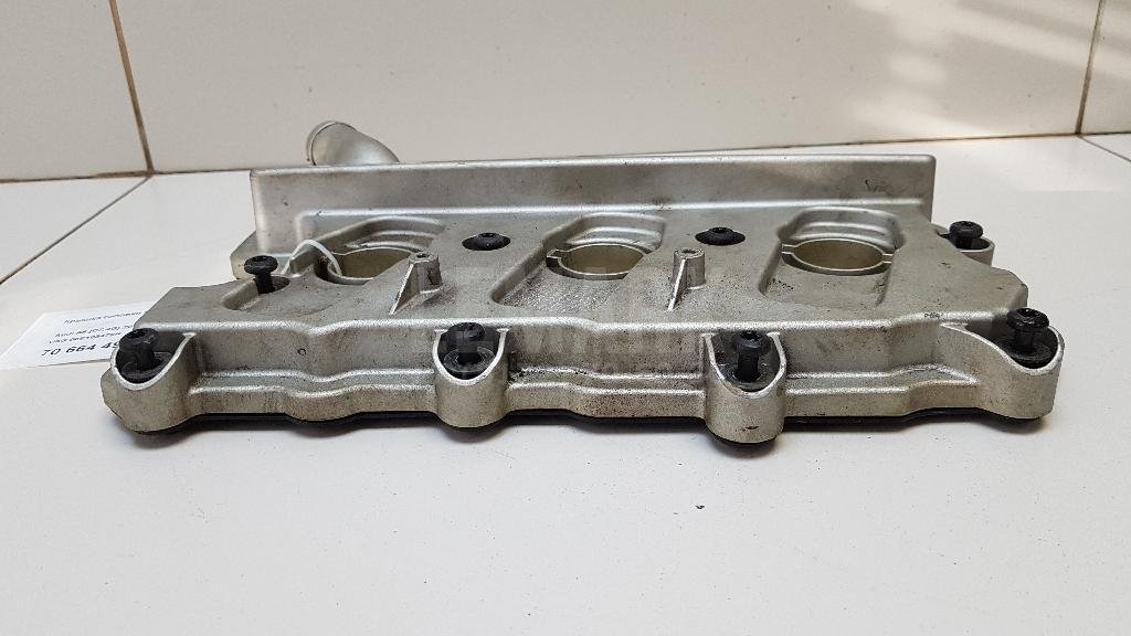 Крышка головки блока (клапанная)