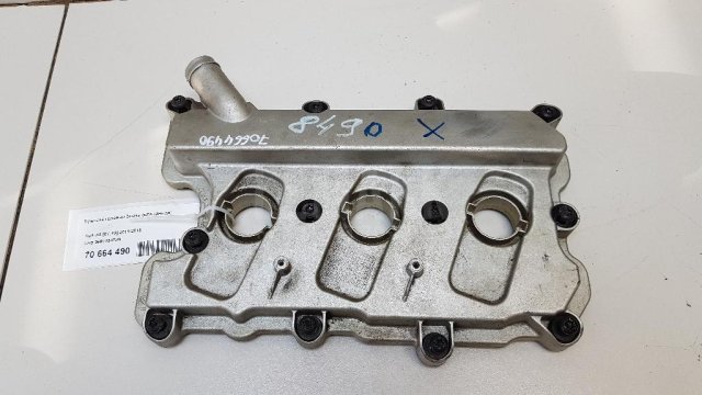 Крышка головки блока (клапанная)