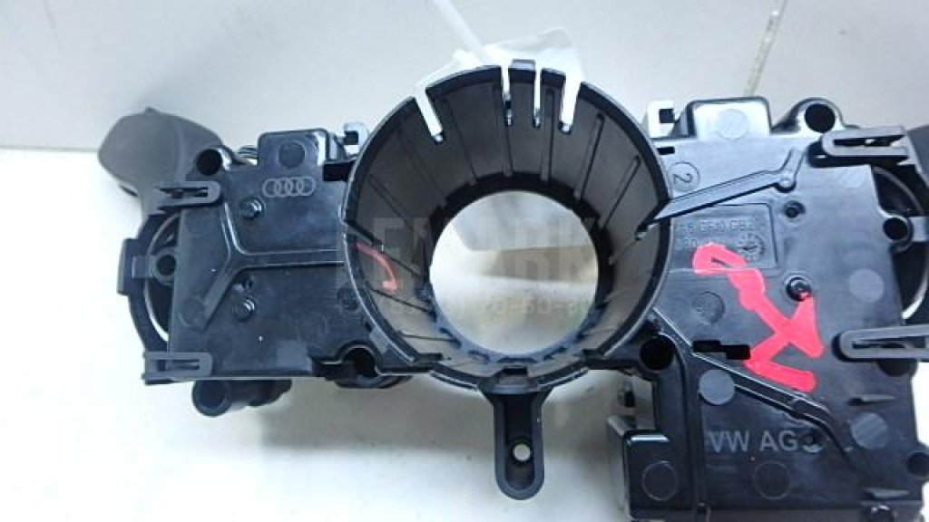 Переключатель подрулевой в сборе