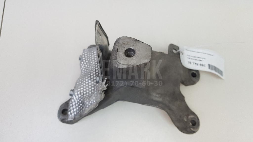 Кронштейн двигателя правый