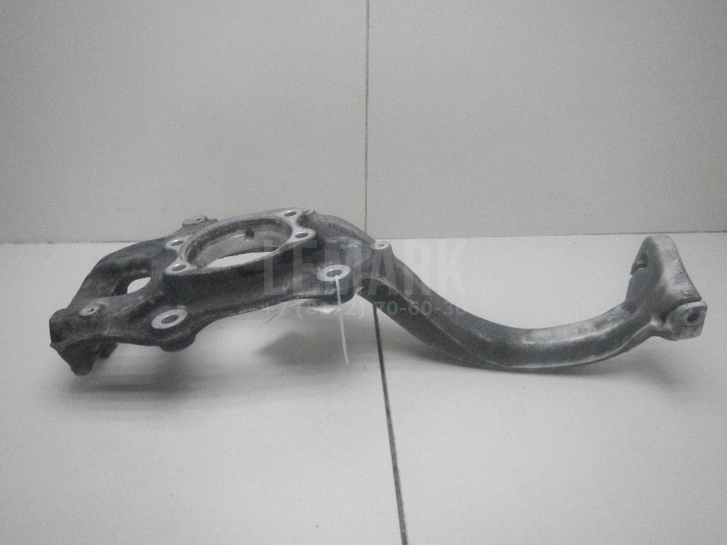 Кулак поворотный передний левый