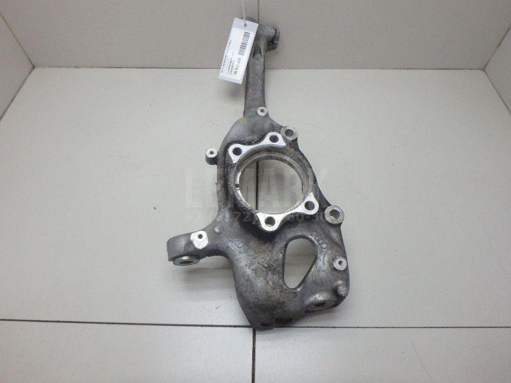 Кулак поворотный передний левый