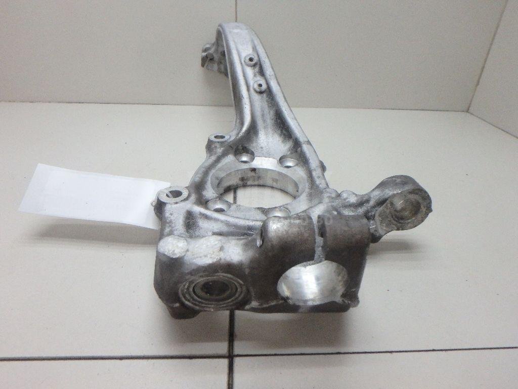 Кулак поворотный передний левый