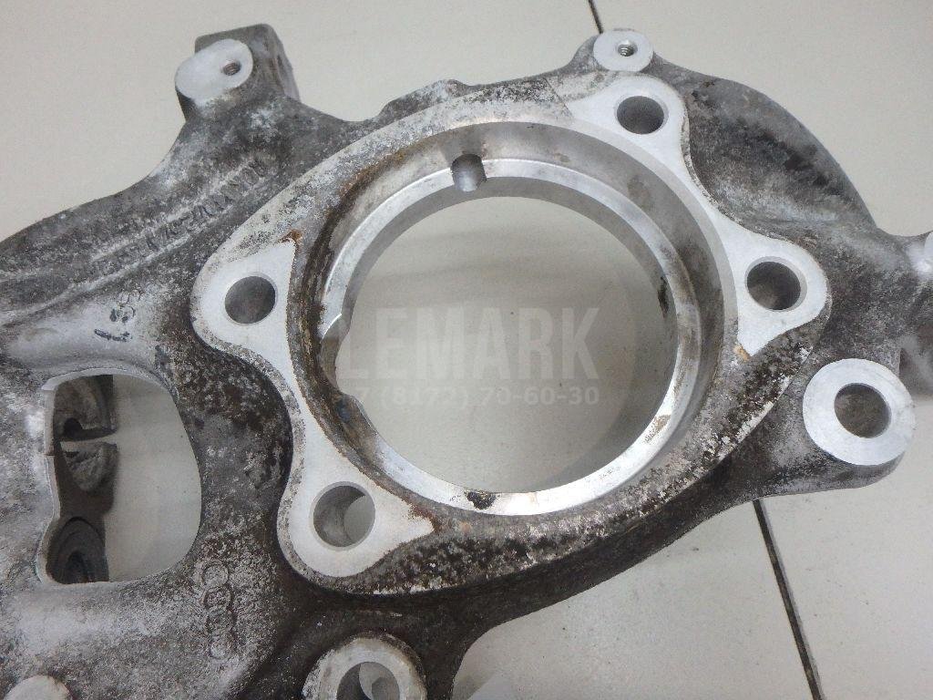 Кулак поворотный передний левый