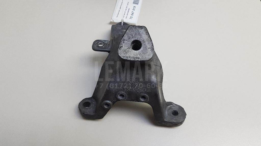 Кронштейн двигателя правый