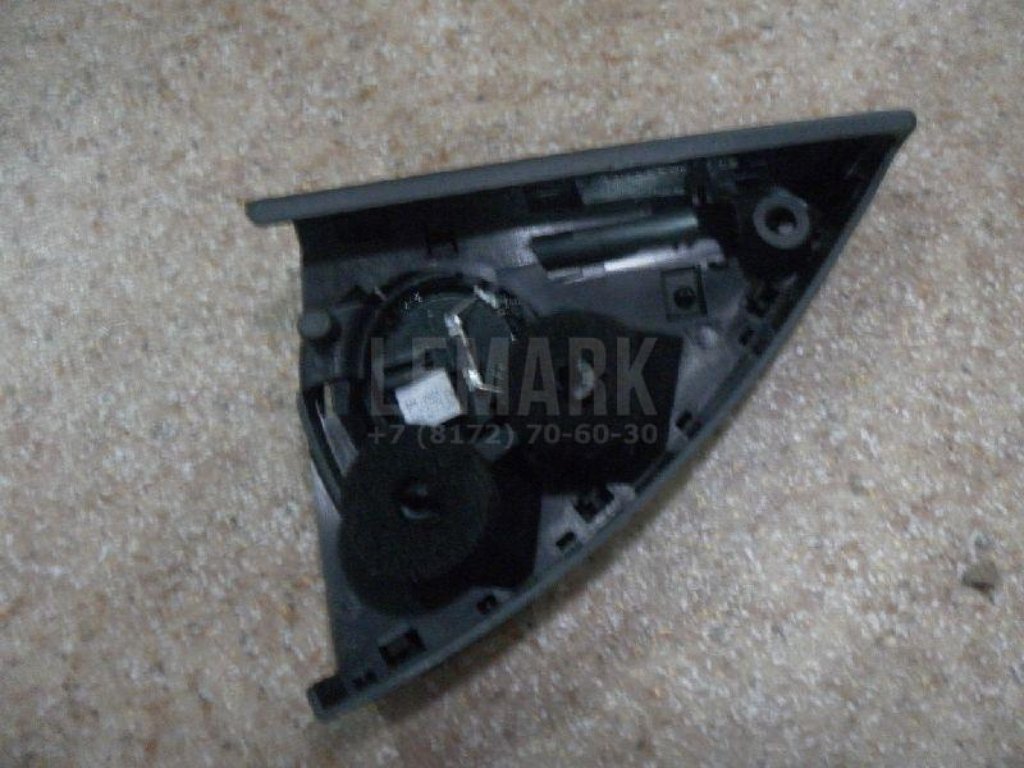 Крышка зеркала внутренняя правая