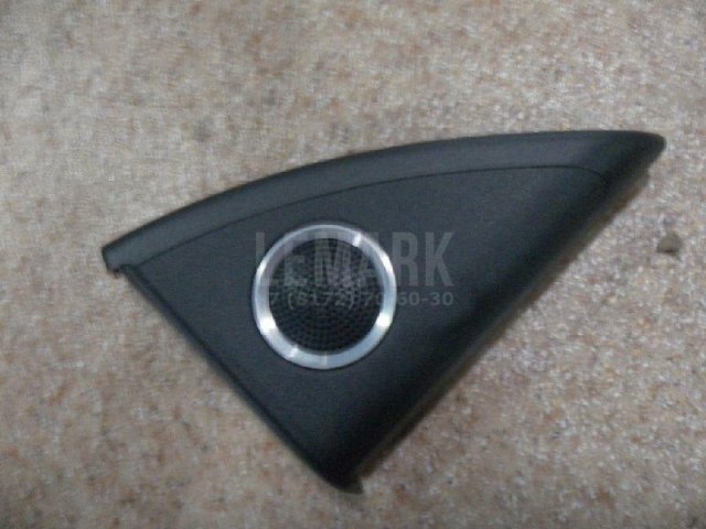 Крышка зеркала внутренняя правая