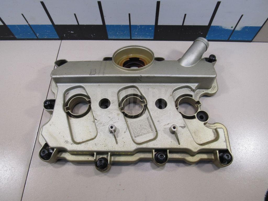 Крышка головки блока (клапанная)