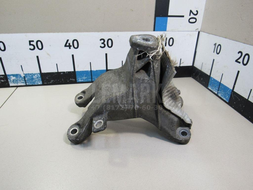 Кронштейн двигателя правый