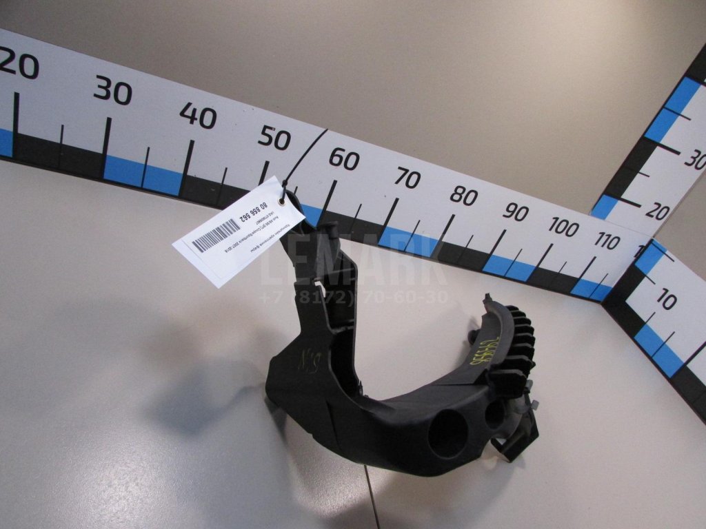 Кронштейн крепления фары