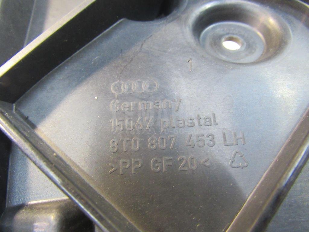 Направляющая заднего бампера левая