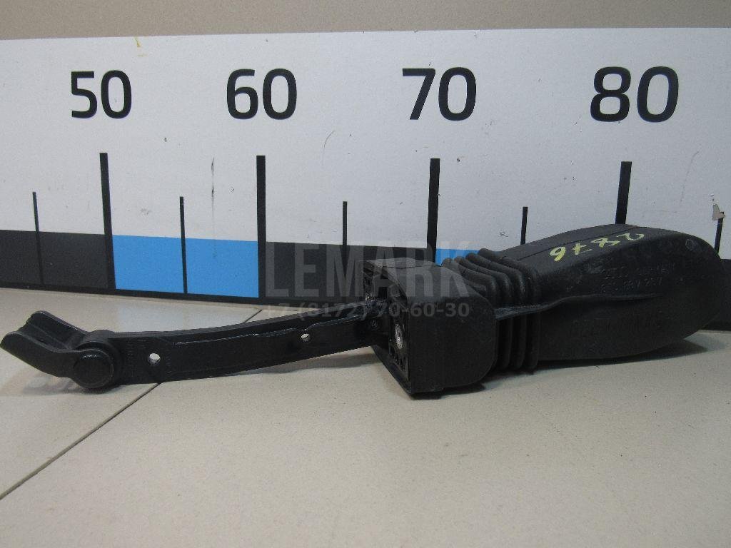 Ограничитель двери