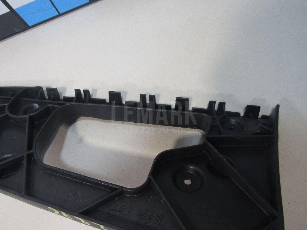 Направляющая заднего бампера правая