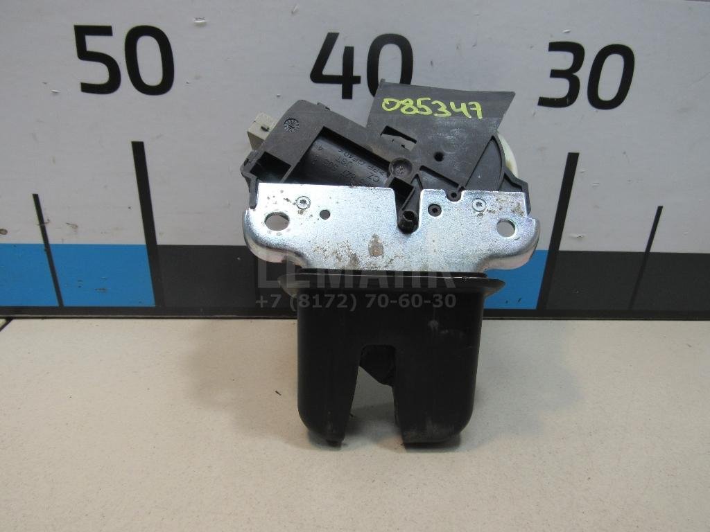 Замок багажника