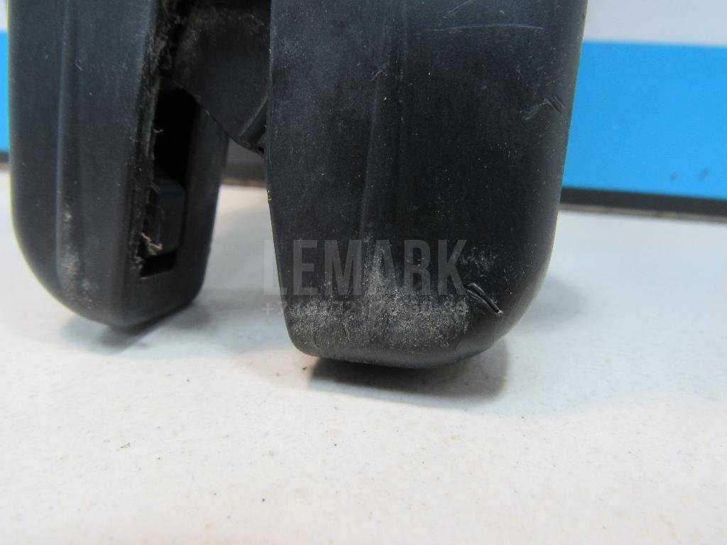 Замок багажника