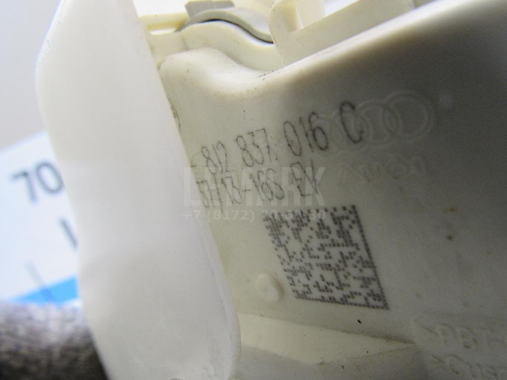 Замок двери передней правой