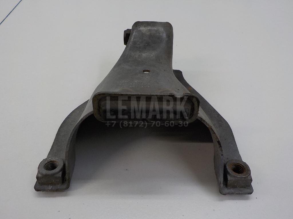 Кронштейн опоры двигателя